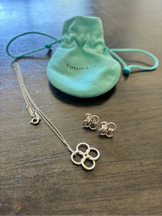 Tiffany & Co. Jewelry - Tiffany & Co. Silver Quadrifoglio necklace and earrings set